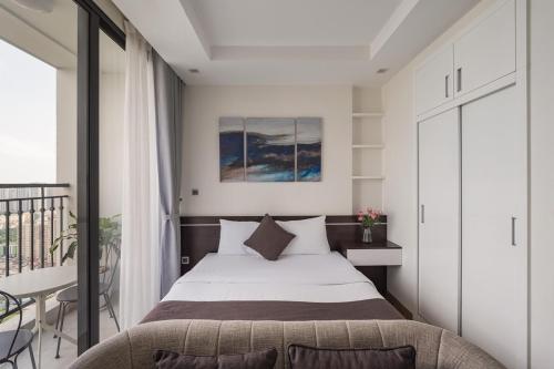 Vinhomes Greenbay Mễ Trì Nam Từ Liêm Hà Nội — 4-Star Luxury Hotel in Hanoi, Vietnam