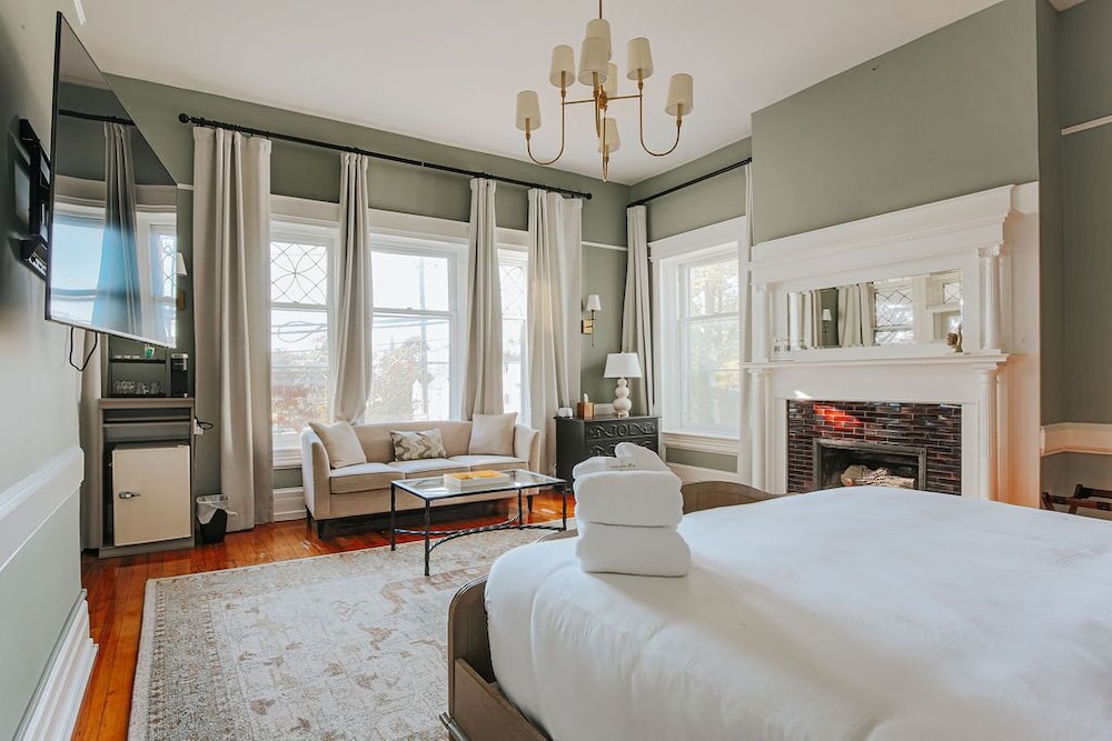 The Historic Berkeley Place - photo 53