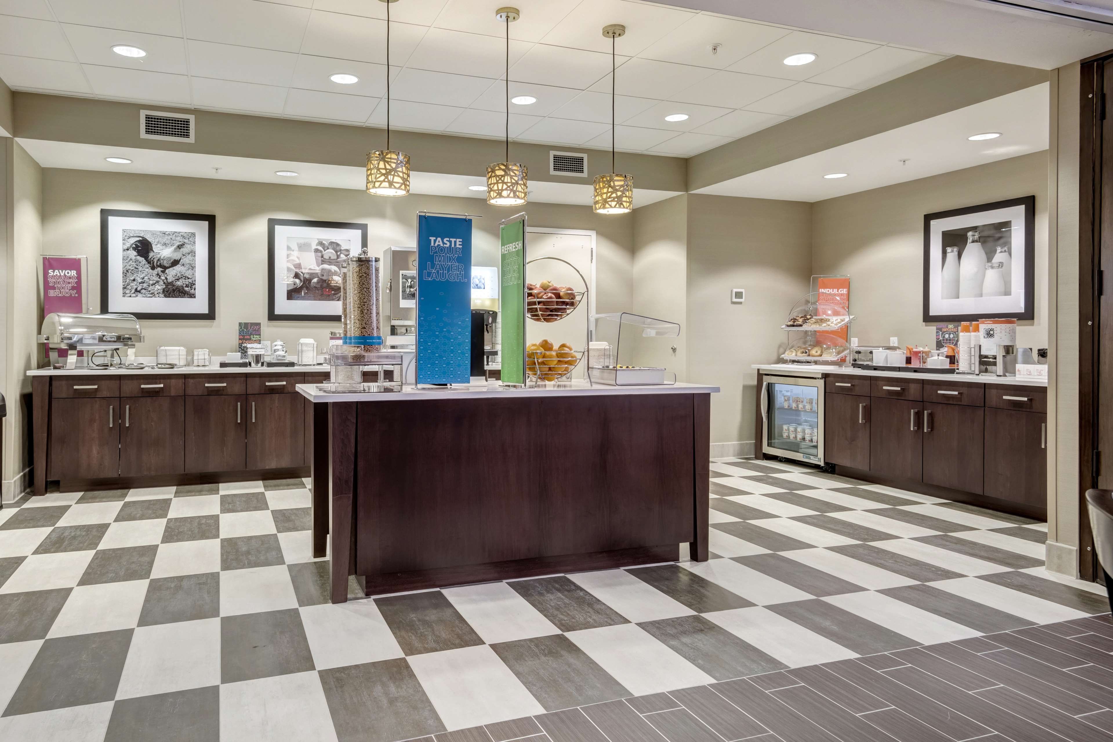 Hampton Inn St. Louis Wentzville - photo 18