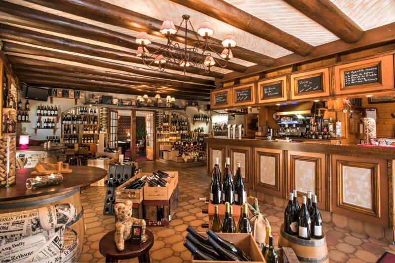 Logis De France Le Rocher Blanc — hotel in La Garde