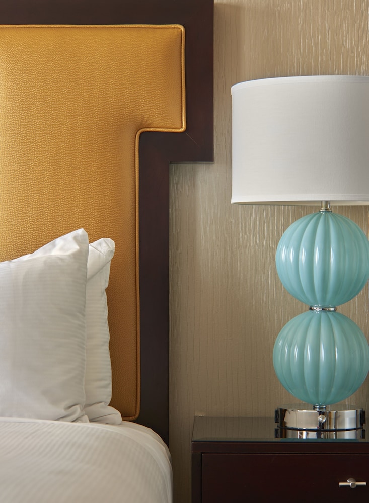 Juniper Hotel Cupertino Curio Collection by Hilton - photo 11
