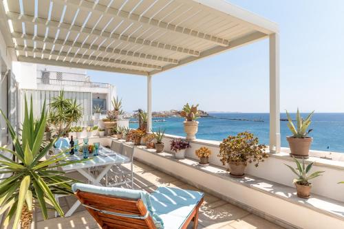 Sea Horse 2 Tinos — 4-Star Luxury Hotel in Tinos, Greece