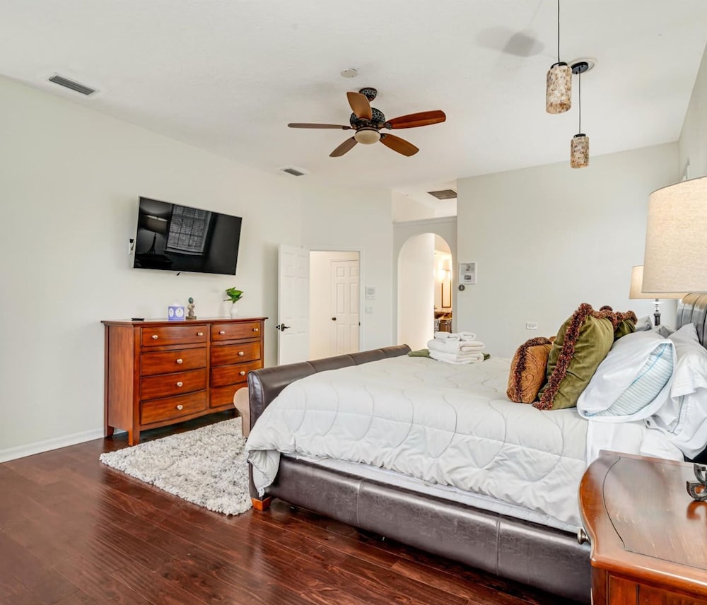 Siesta Key Marvel Pool SPA Deeded Beach Access - photo 79