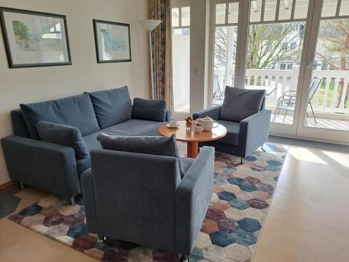 Dünenpark Binz Komfort Ferienwohnung mit 1 Schlafzimmer und Balkon im Obergeschoss 243 — 4-Star Luxury Hotel in Ostseebad Binz, Germany