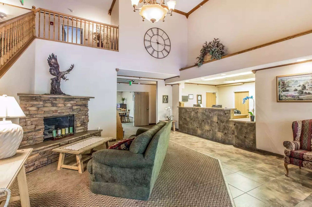 Wingate by Wyndham New Castle Glenwood Springs - photo 4