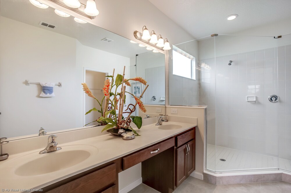 NEW Listing Spacious Disney Area Pool Home With Amazing Resort Amenities 6bd 5ba - photo 31