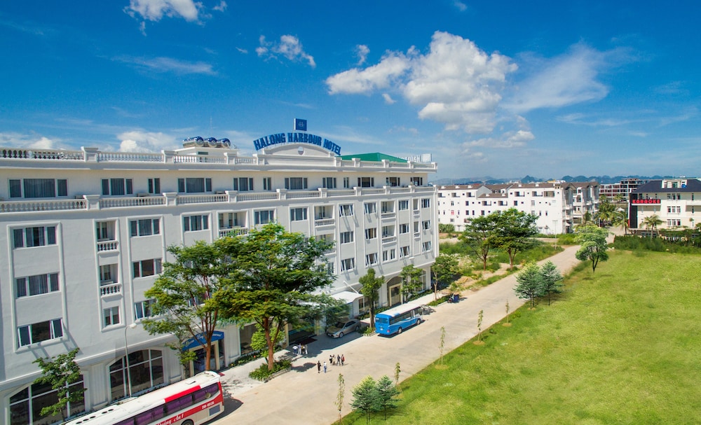 Ha Long Harbour Hotel - last minute hotel in Ha Long