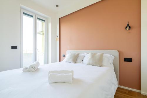 Appartamento Luminoso 15 min centro — 4-Star Luxury Hotel in Milan, Italy