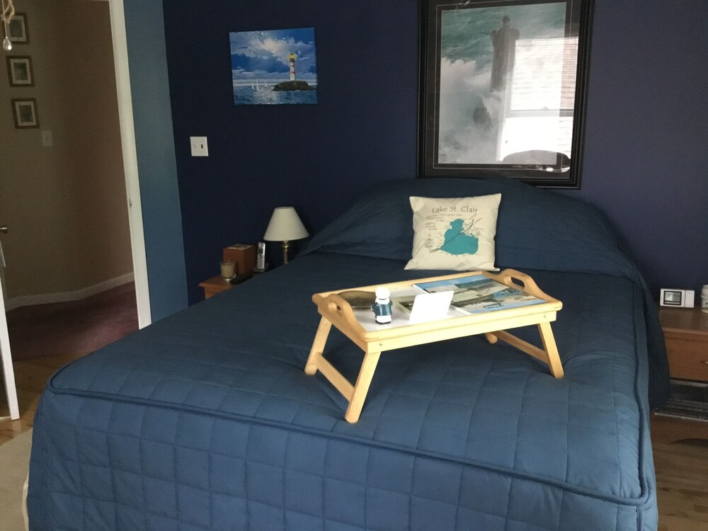 The Harsens Island Getaway Resort - photo 5