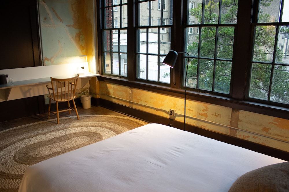 Travelers Hotel - photo 14