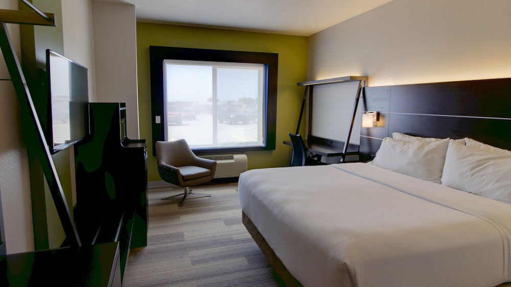 Holiday Inn Express & Suites Sioux Center by IHG - photo 15