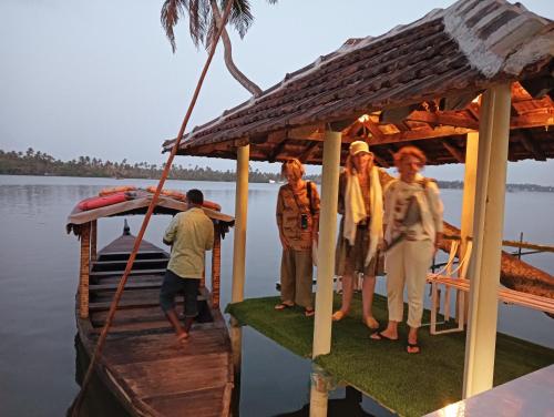 Sagar Beach Villas Home Stay — 4-Star Luxury Hotel in Cochin, India