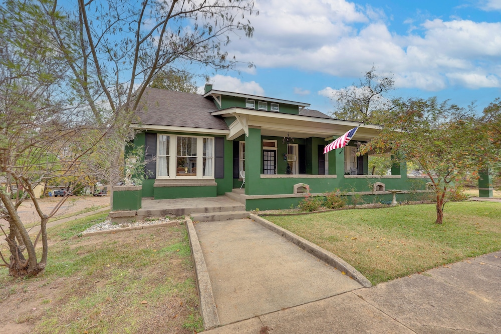 Great For Gatherings Gem 1 Mi To Dtwn Texarkana — Texarkana