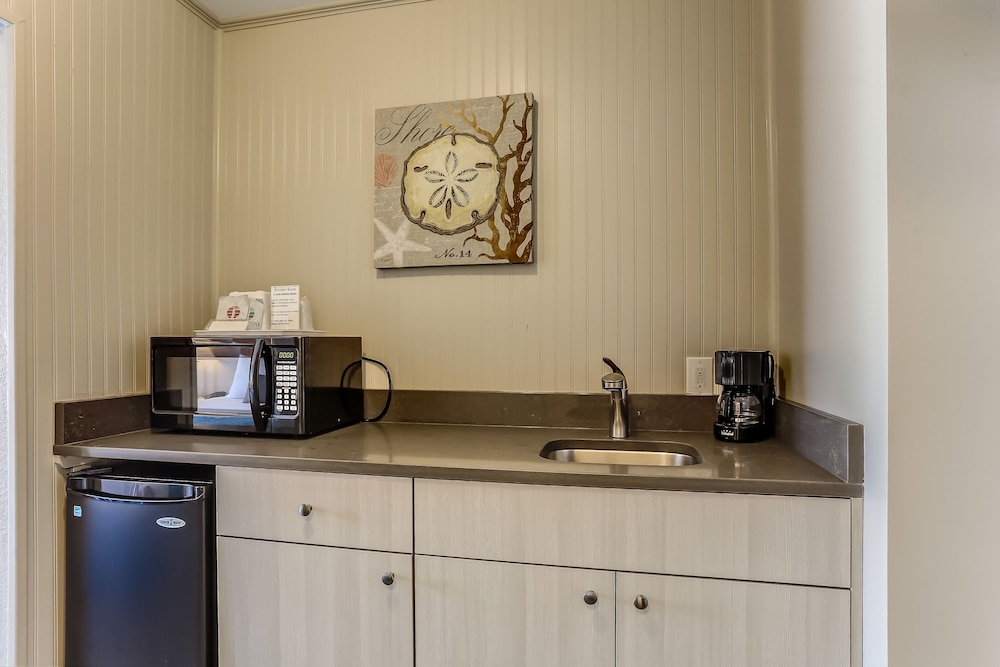 Beachside Motel - photo 13