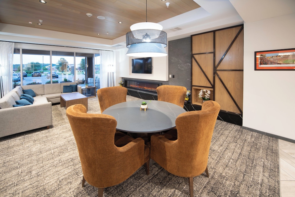 Staybridge Suites Cincinnati East Milford by IHG - photo 48