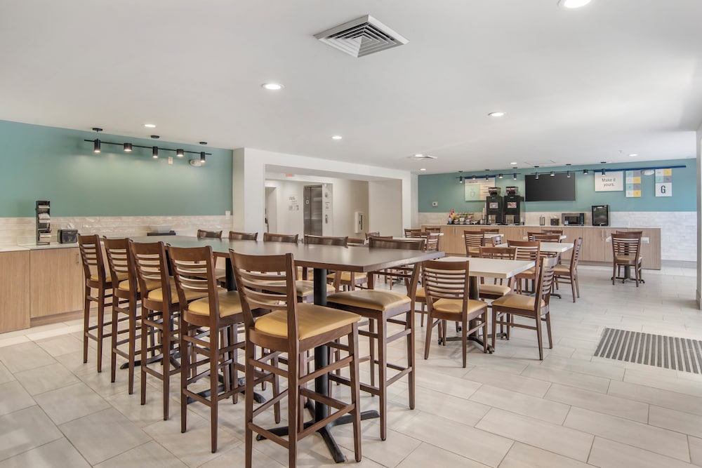 Garner Hotel Panama City Beach Northeast by IHG - photo 25