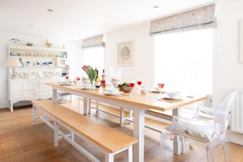 Mansard House — 4-Star Luxury Hotel in Aldeburgh, United Kingdom