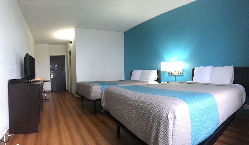 FairBridge Inn Express Melrose Park - photo 9