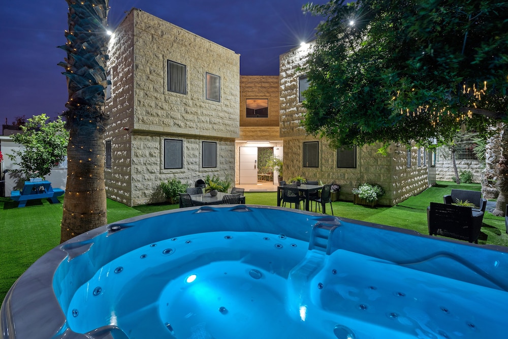 La Finca Luxury Suites Hotel in Beersheba, Israel