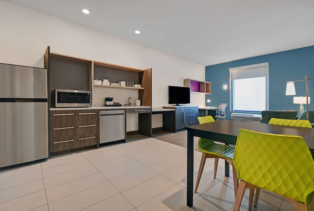 Home2 Suites by Hilton Tracy - photo 16