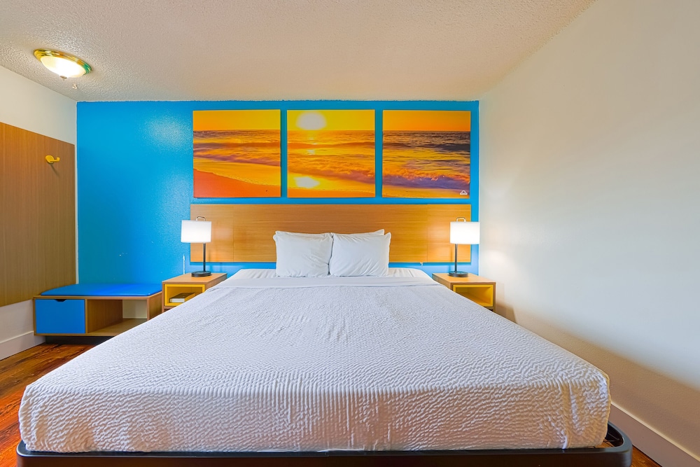 Coastal Inn by OYO Lincoln City Oregon Coast Hwy - photo 17