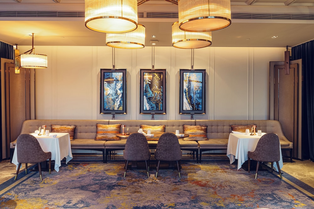 מזון ומשקאות