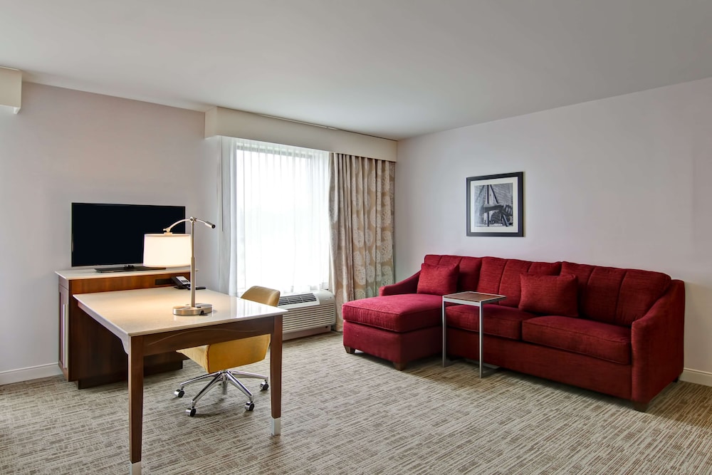Hampton Inn & Suites Detroit Troy - photo 20