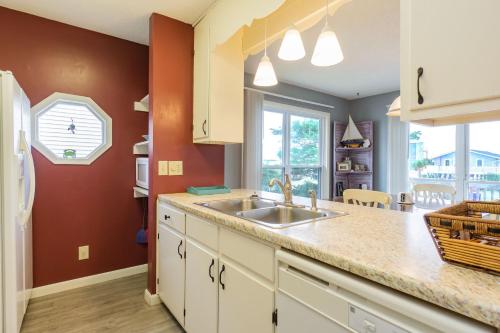 Changes In L'Attitude by Oak Island Accommodations - photo 18
