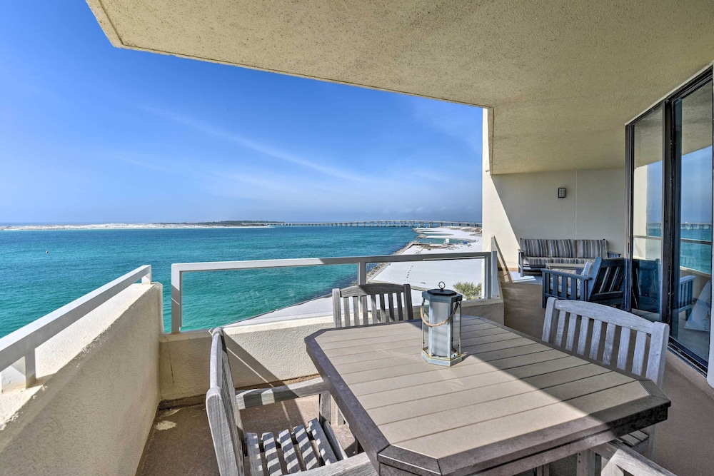 Gulf View Destin Condo with Resort Pool and Spa - photo 16