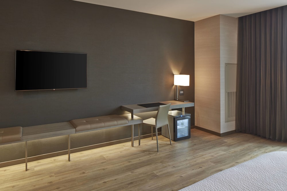 AC Hotel by Marriott Columbus Dublin - photo 43
