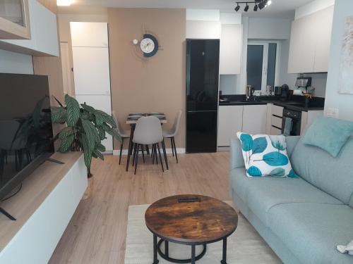 Calatea Oviedo Centrico 2 Habitaciones Wifi Vut 5603 As — carbon neutral stay, Oviedo