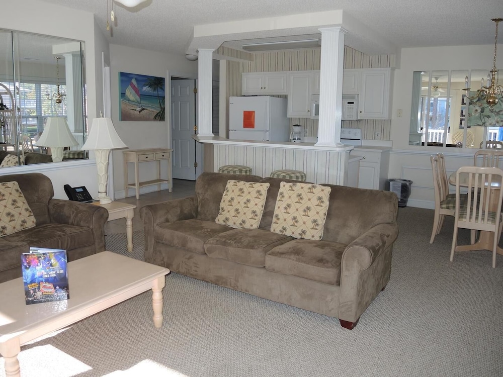 Family Friendly Condo 1504M with Resort Golf Course Onsite by RedAwning - photo 12