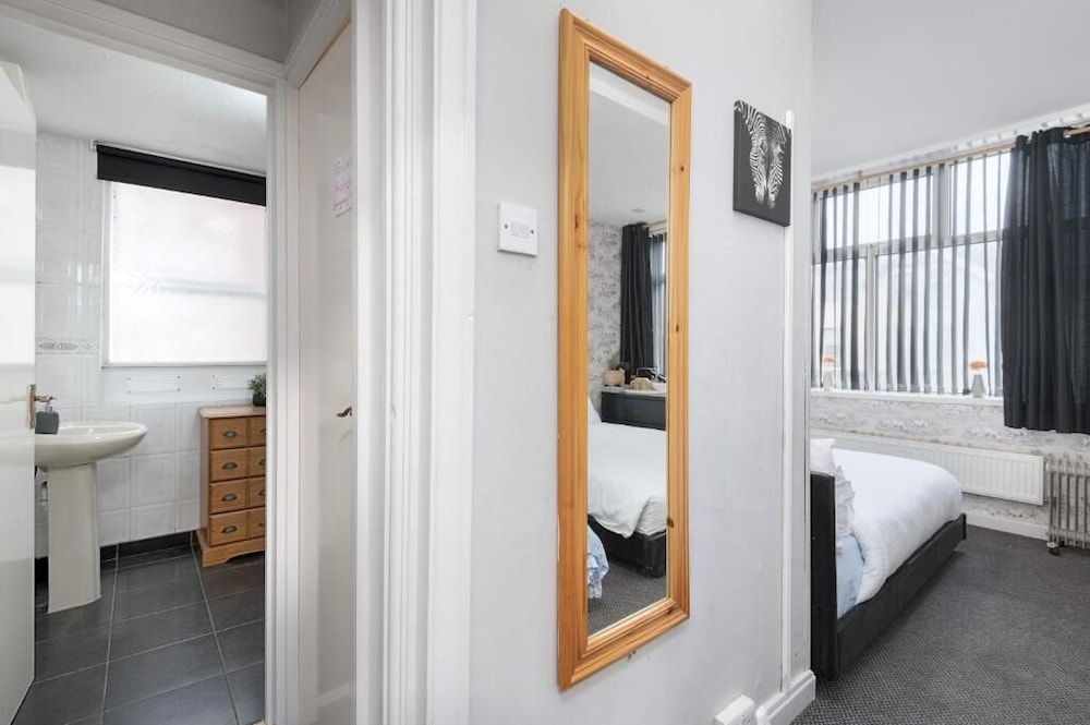 Derwent Hotel in Blackpool, United Kingdom