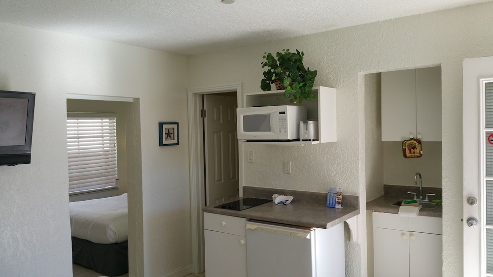 Blind Pass Resort Motel - photo 51