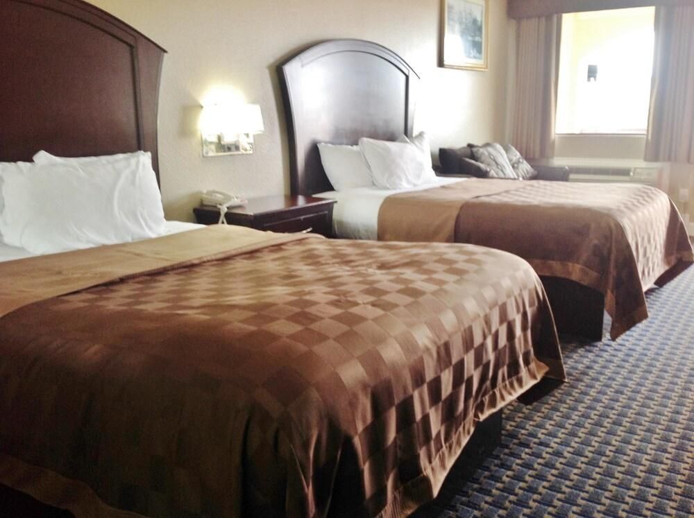 Americas Best Value Inn And Suites Houston Tomball Parkway - photo 4