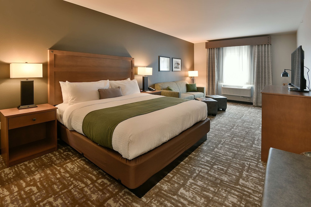 GrandStay Hotel & Suites Sisters - photo 11