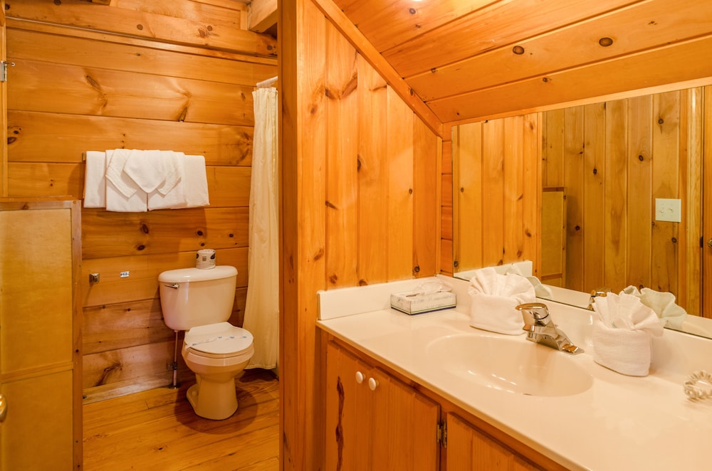 Highland Hills Motel and Cabins A Master Hosts Resort - photo 37