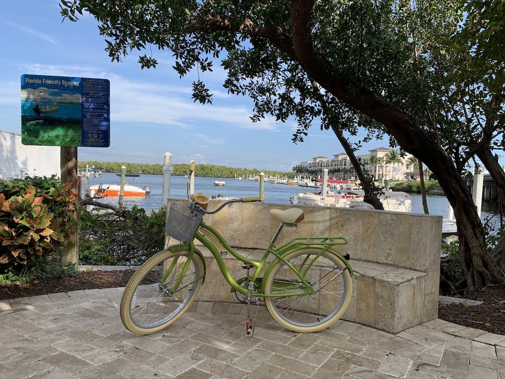 Bayfront Inn Fifth Avenue - photo 35