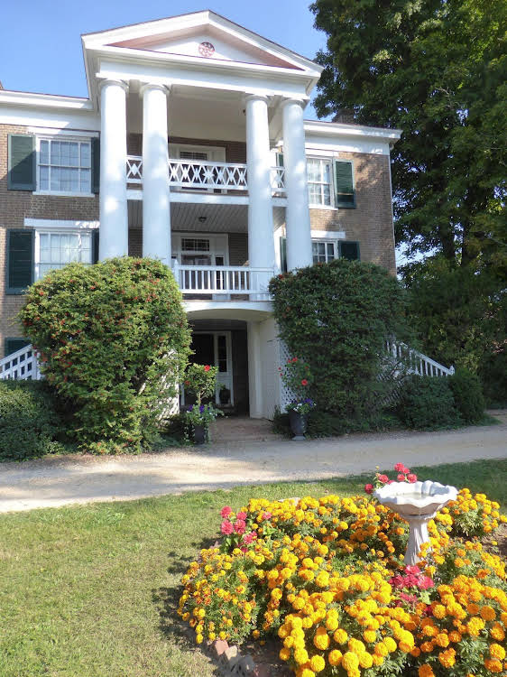 Maple Hall Inn - photo 37