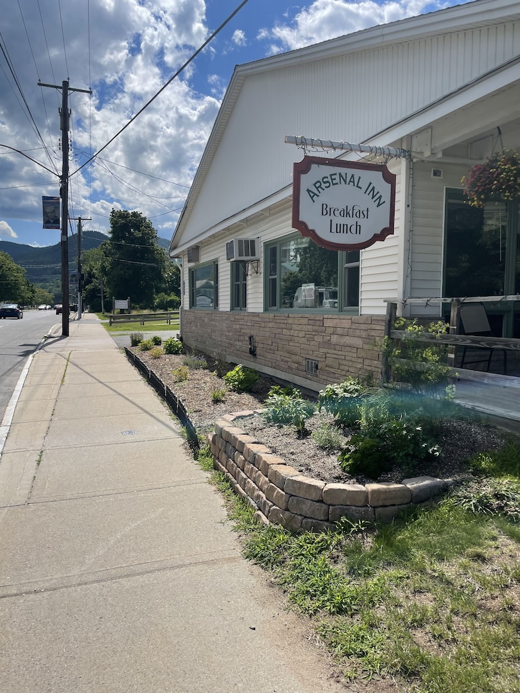The Arsenal Inn in Elizabethtown, United States