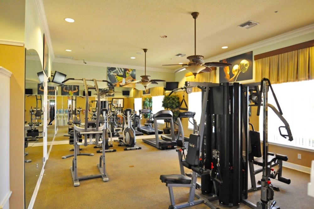 Watersong Resort Six bedroom — 4-Star Luxury Hotel in Davenport, United States