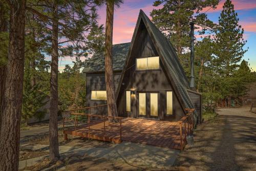 Midnight Chalet Big Bear Lake — 4-Star Luxury Hotel in Big Bear Lake, United States