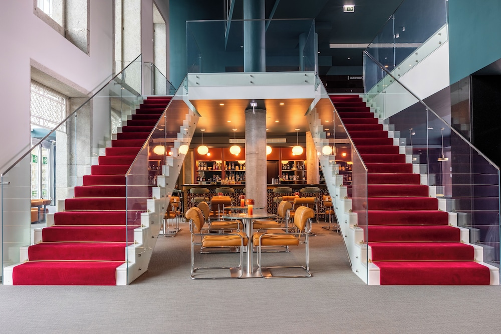Cenica Porto Hotel Curio Collection by Hilton in Porto, Portugal