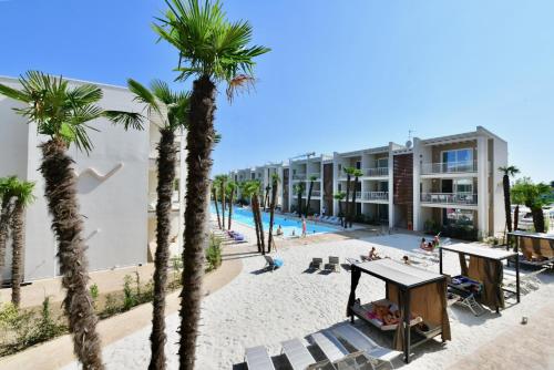 Wave Plus Apartments — 4-Star Luxury Hotel in Lido Di Jesolo, Italy