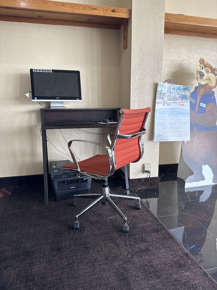 Travelodge by Wyndham Sturgis - photo 13