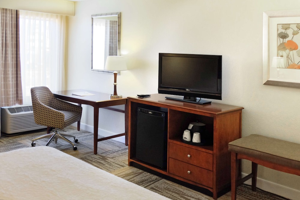 Hampton Inn Lima - photo 11
