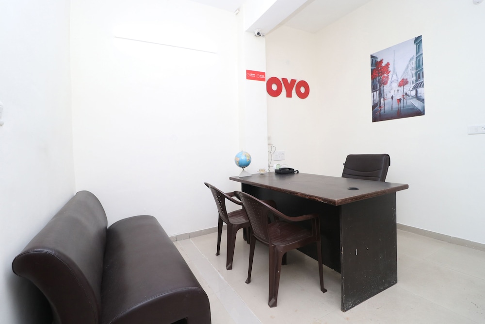 Oyo 30886 Ra Vista