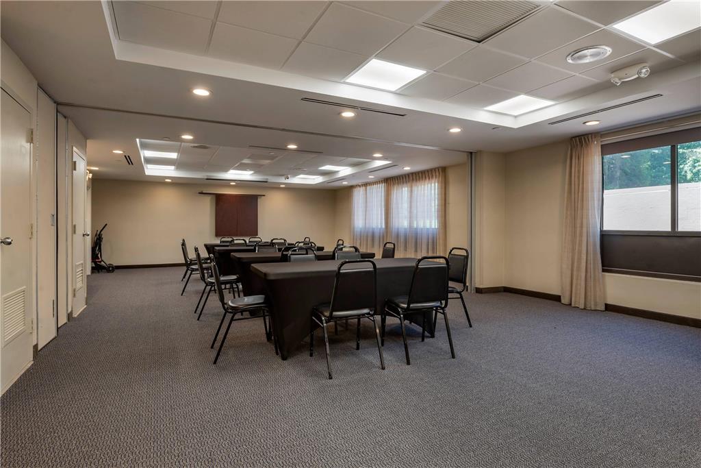 MainStay Suites Horsham Philadelphia - photo 25