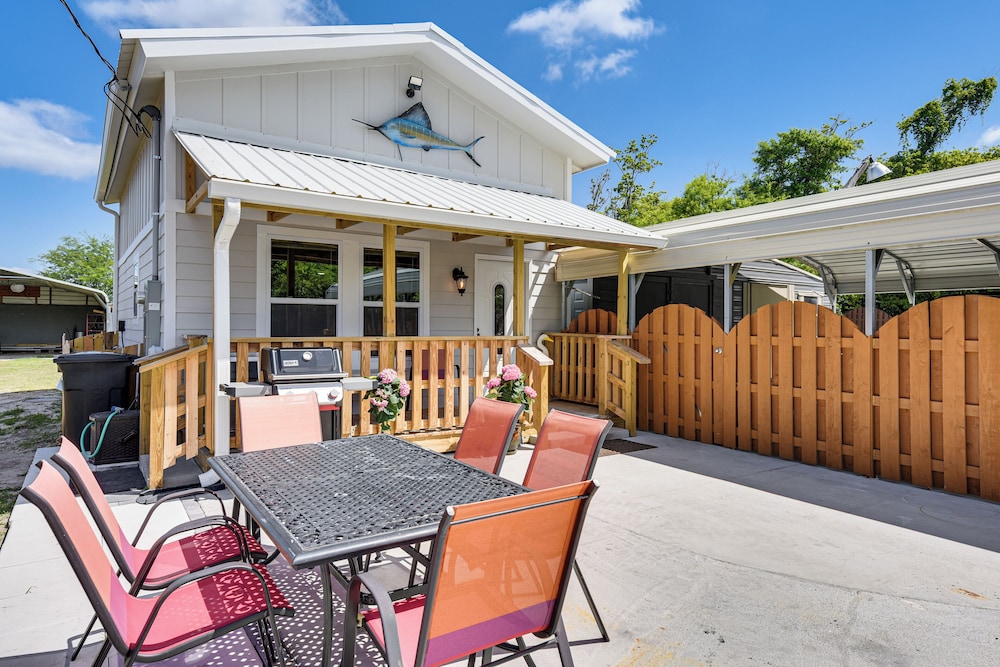 13 Mi To St Andrews State Park Cabin W Patio 21535095 — Panama