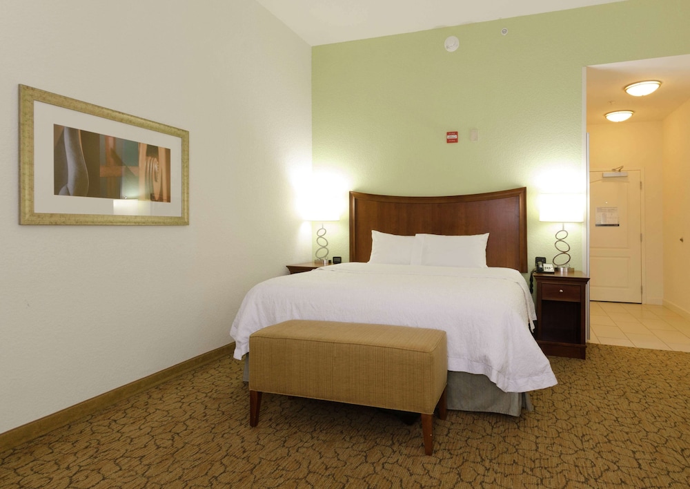 Hampton Inn Hickory - photo 20